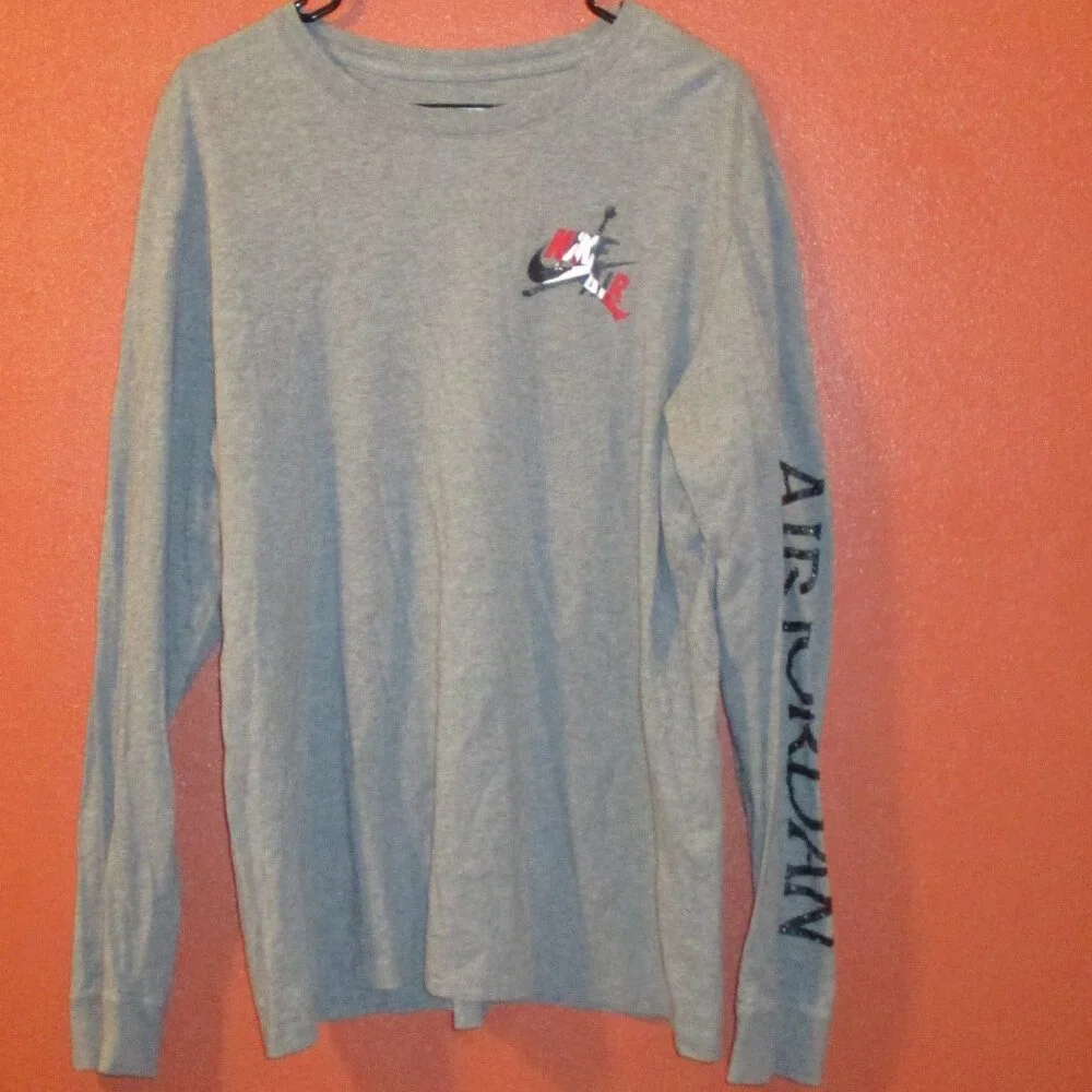 Jordan Shirt Men X Large Gray Red White Black Jumping Airman Long Sleeve Shirt